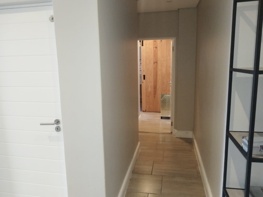 To Let 4 Bedroom Property for Rent in Glencairn Western Cape